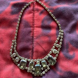 Elegant Silver Necklace Vintage